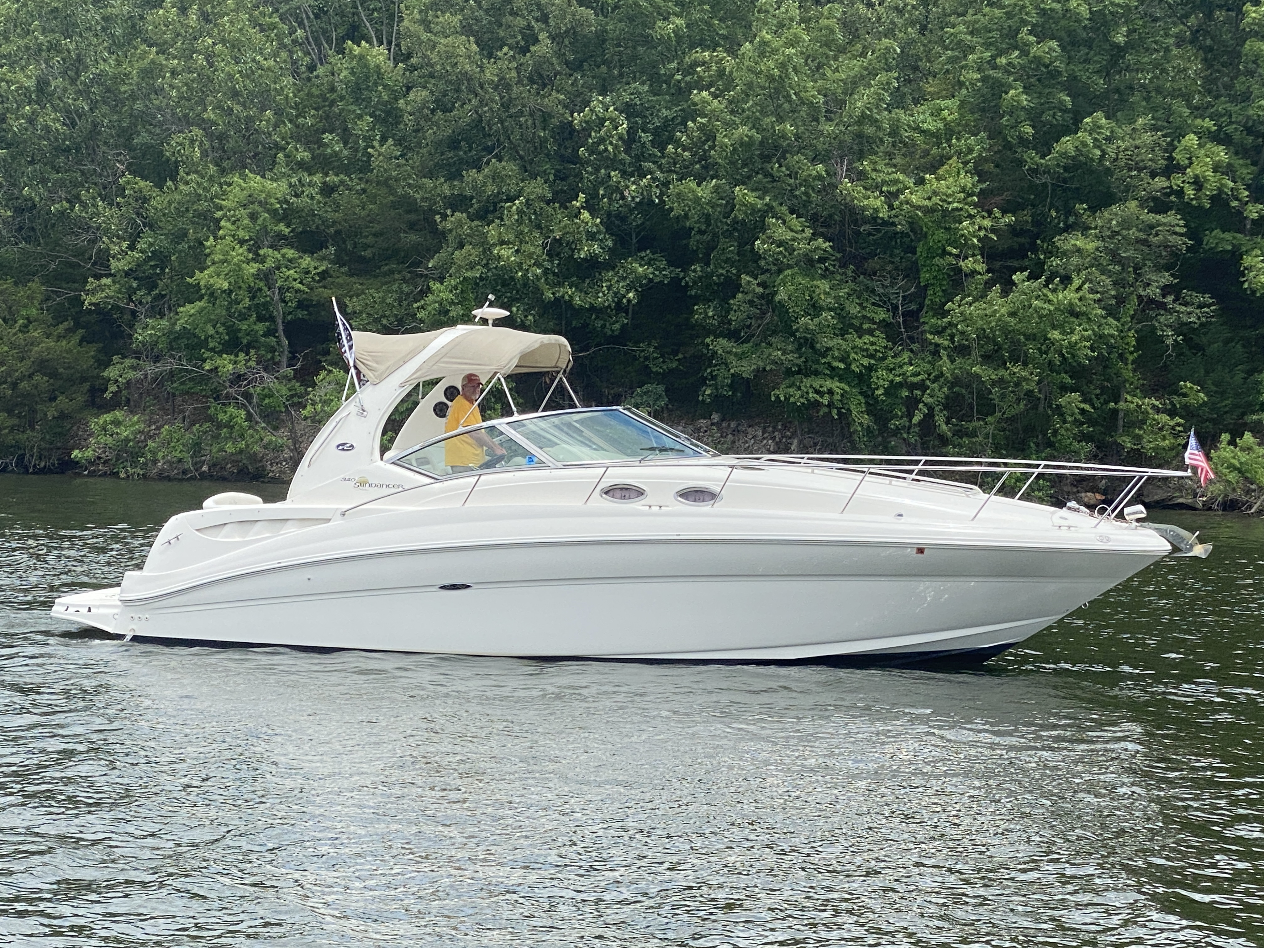 2003 Sea Ray 320 Sundancer - Image 1