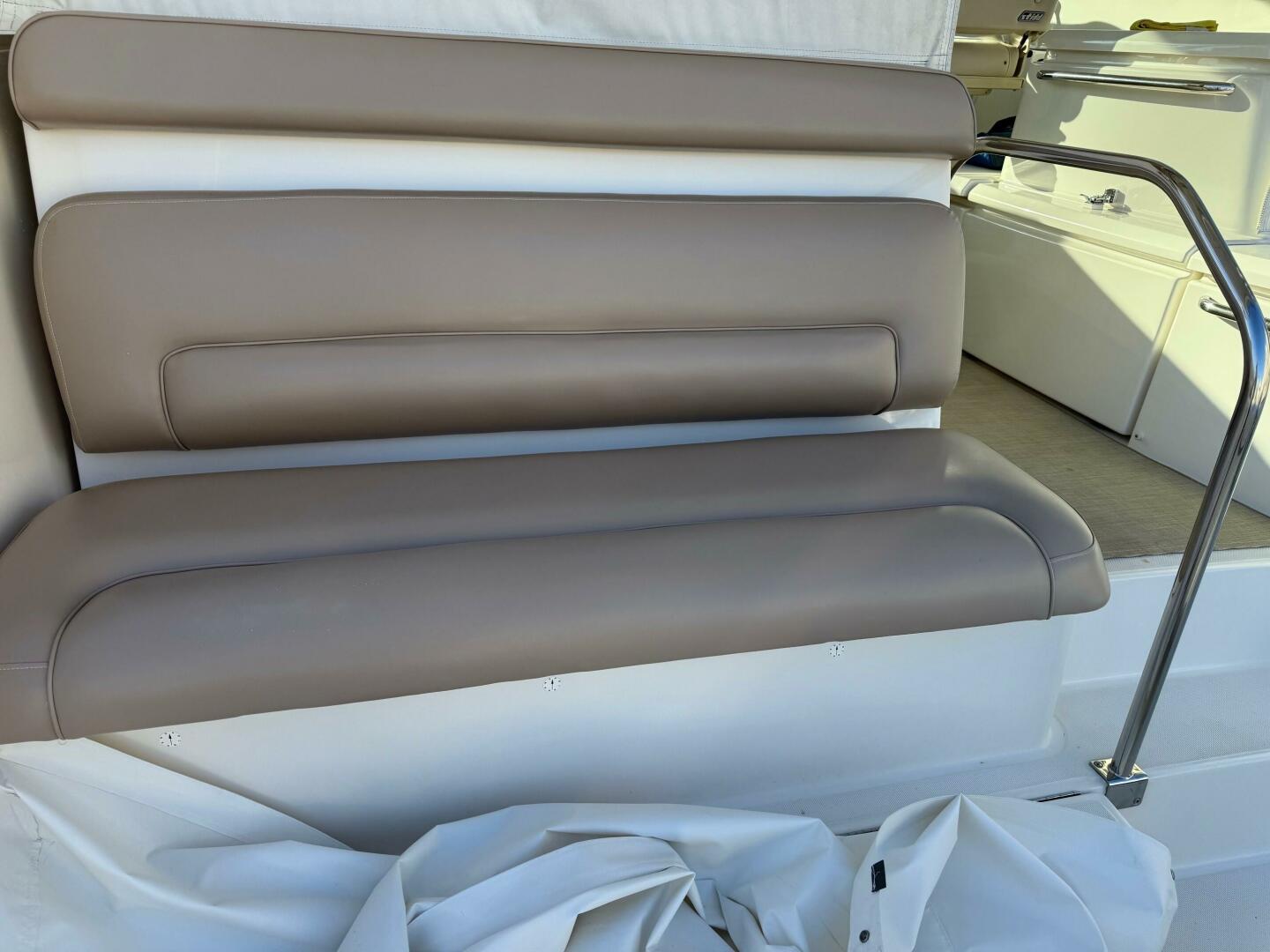 2015 Tiara Yachts 4300 Open - Image 36