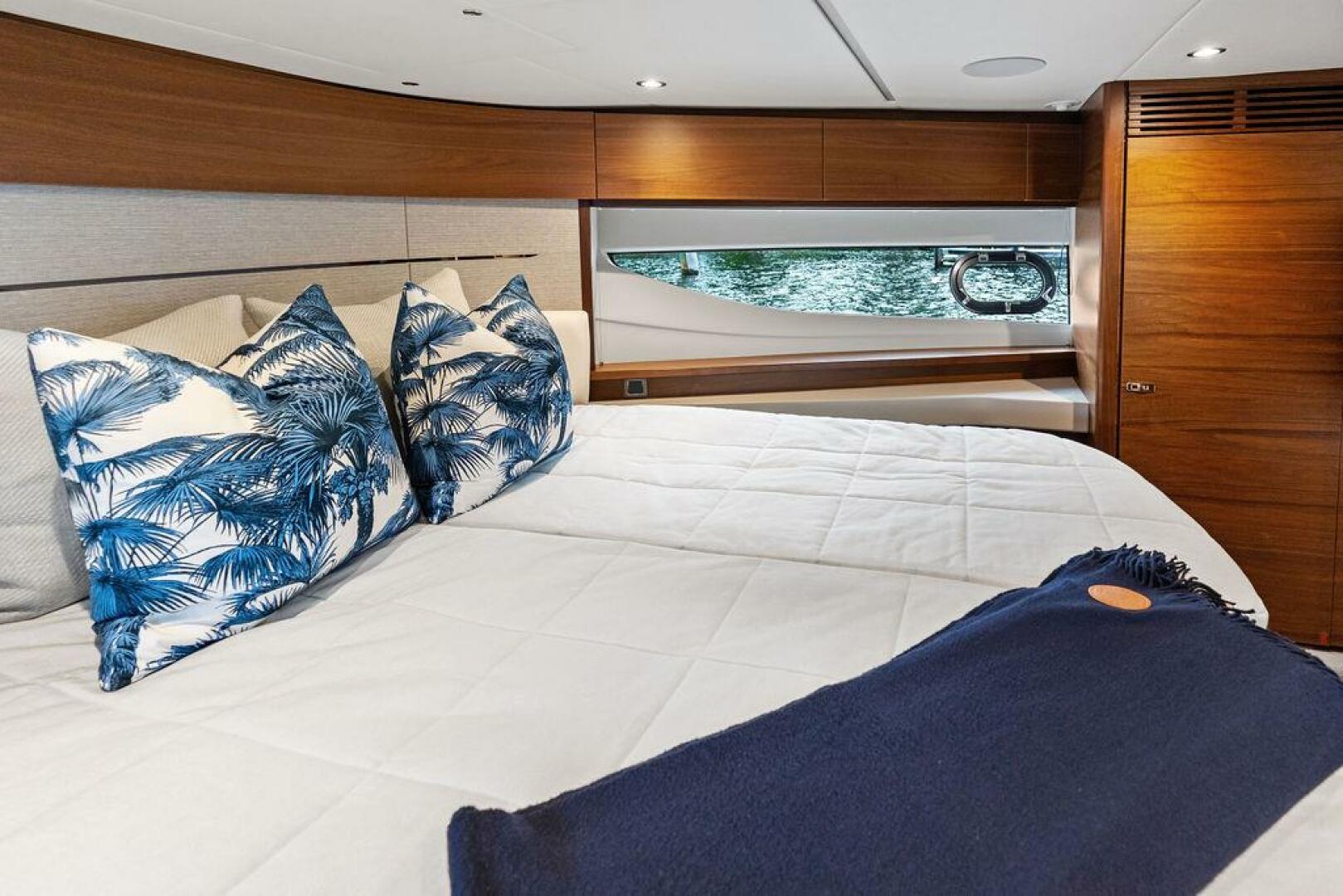 2021 Princess V55 - Image 38