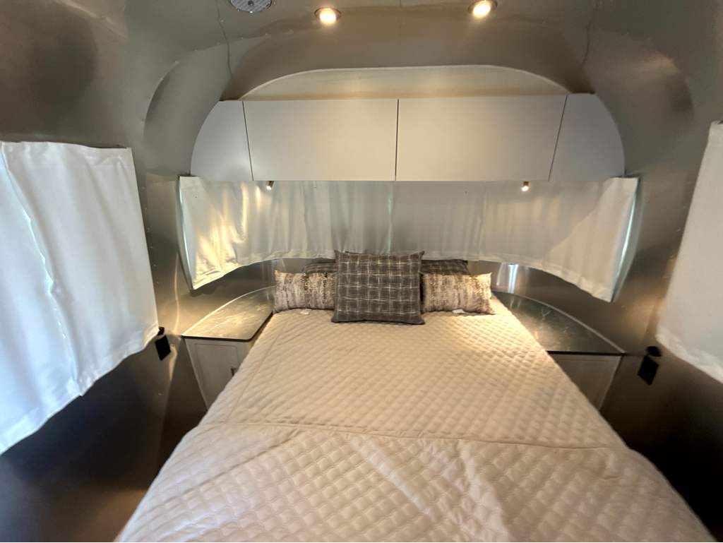 2026 AIRSTREAM FLYING CLOUD 30FBBQ - Image 32