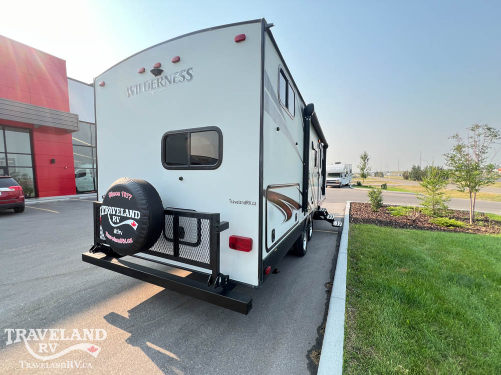 2018 Heartland Wilderness WD 2475BH - Image 9