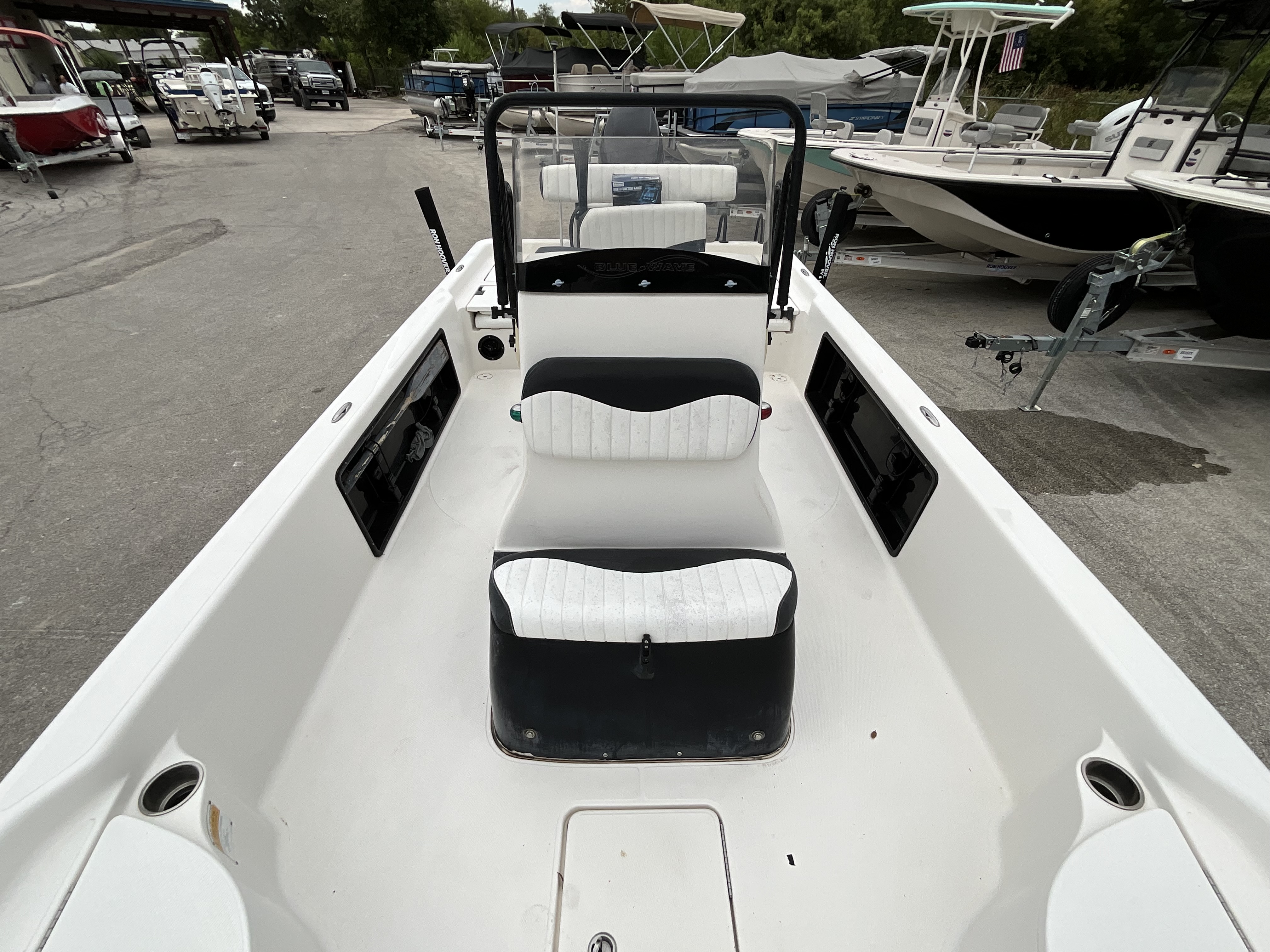 2014 BLUE WAVE PB 2400 - Image 21