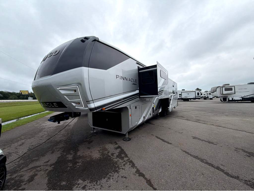 2027 JAYCO PINNACLE 39FBRL - Image 7