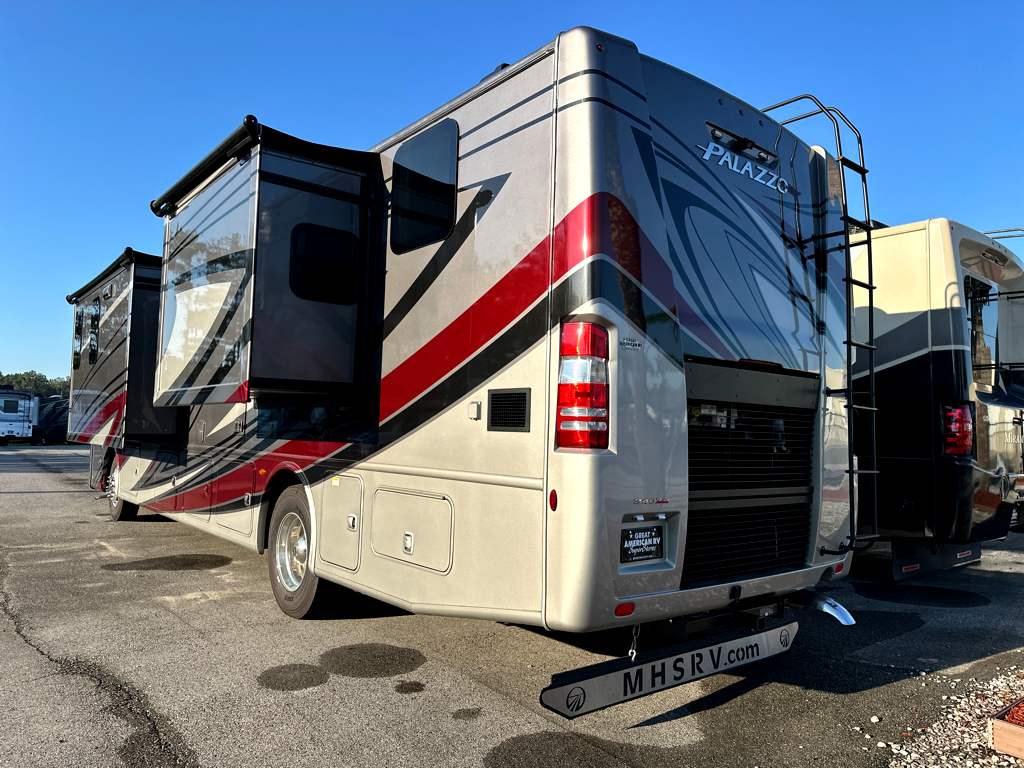 2023 THOR MOTOR COACH PALAZZO 37.6 - Image 4