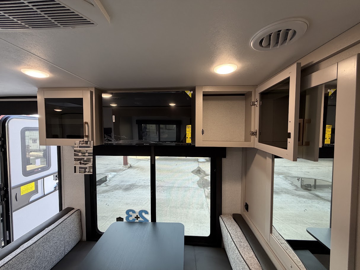 2027 JAYCO JAY FEATHER 21MML - Image 17