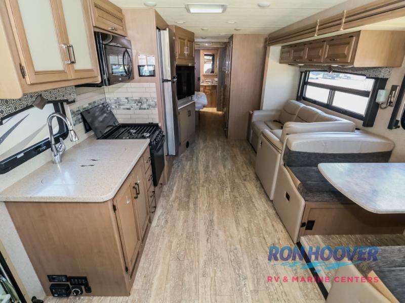 2020 THOR MOTOR COACH 35M - Image 11