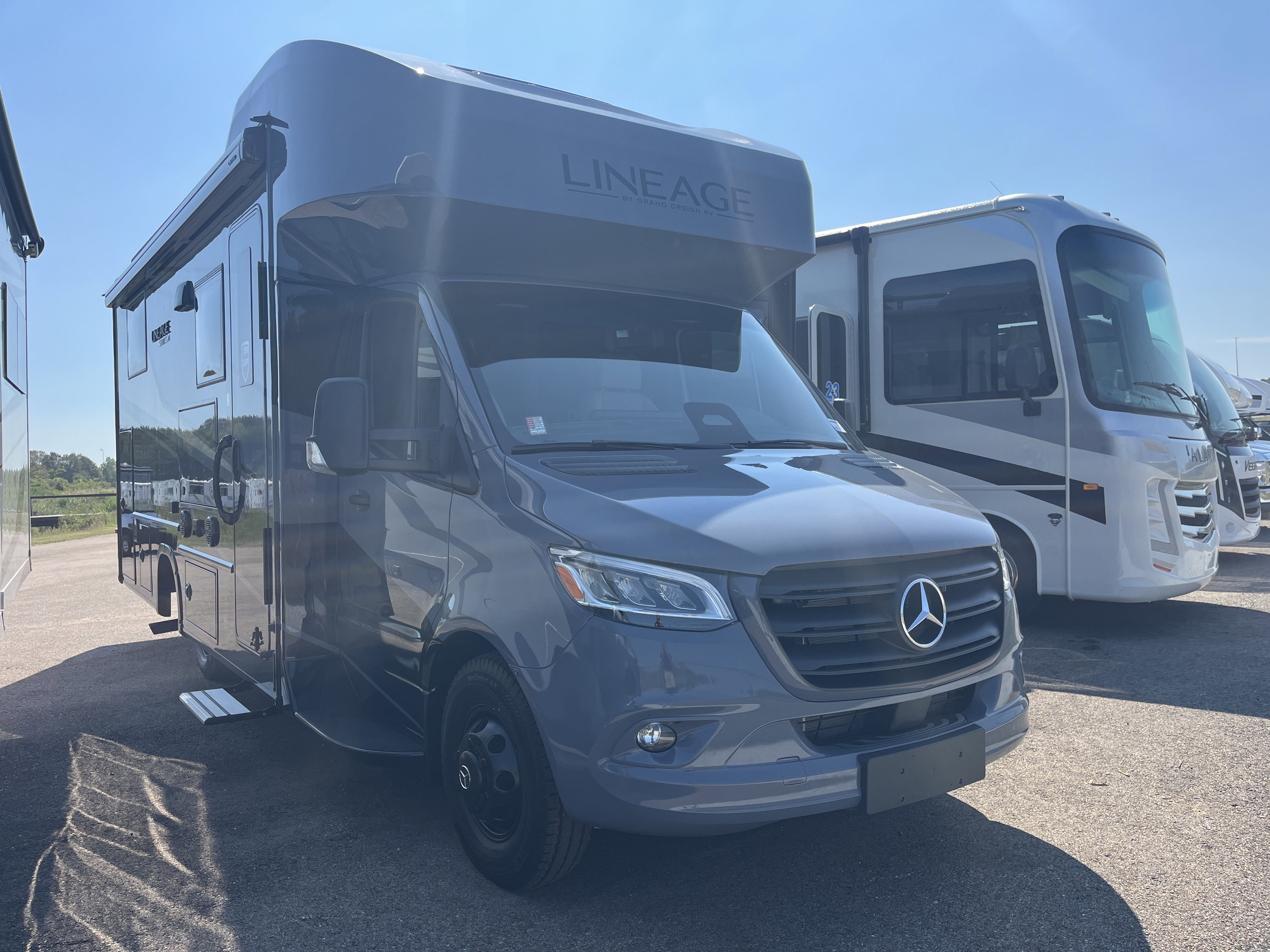 2026 Grand Design Lineage Series M 25TK - Image 1