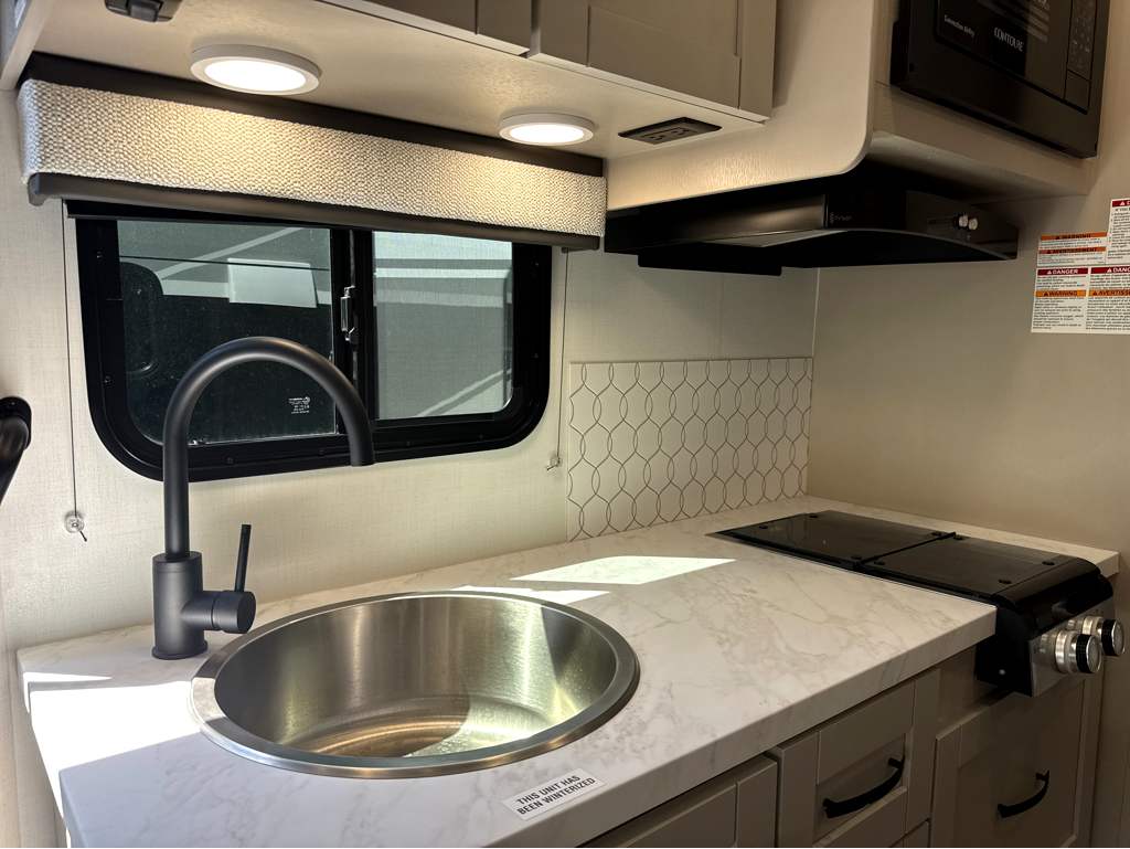 2027 ENTEGRA COACH ODYSSEY SE 22C - Image 15