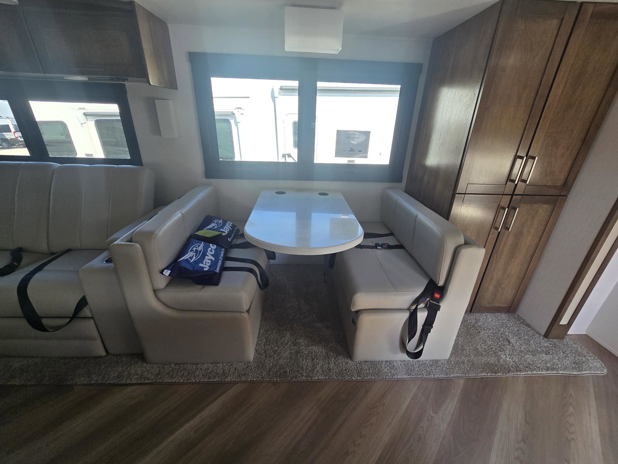 2026 JAYCO SENECA 37K - Image 22