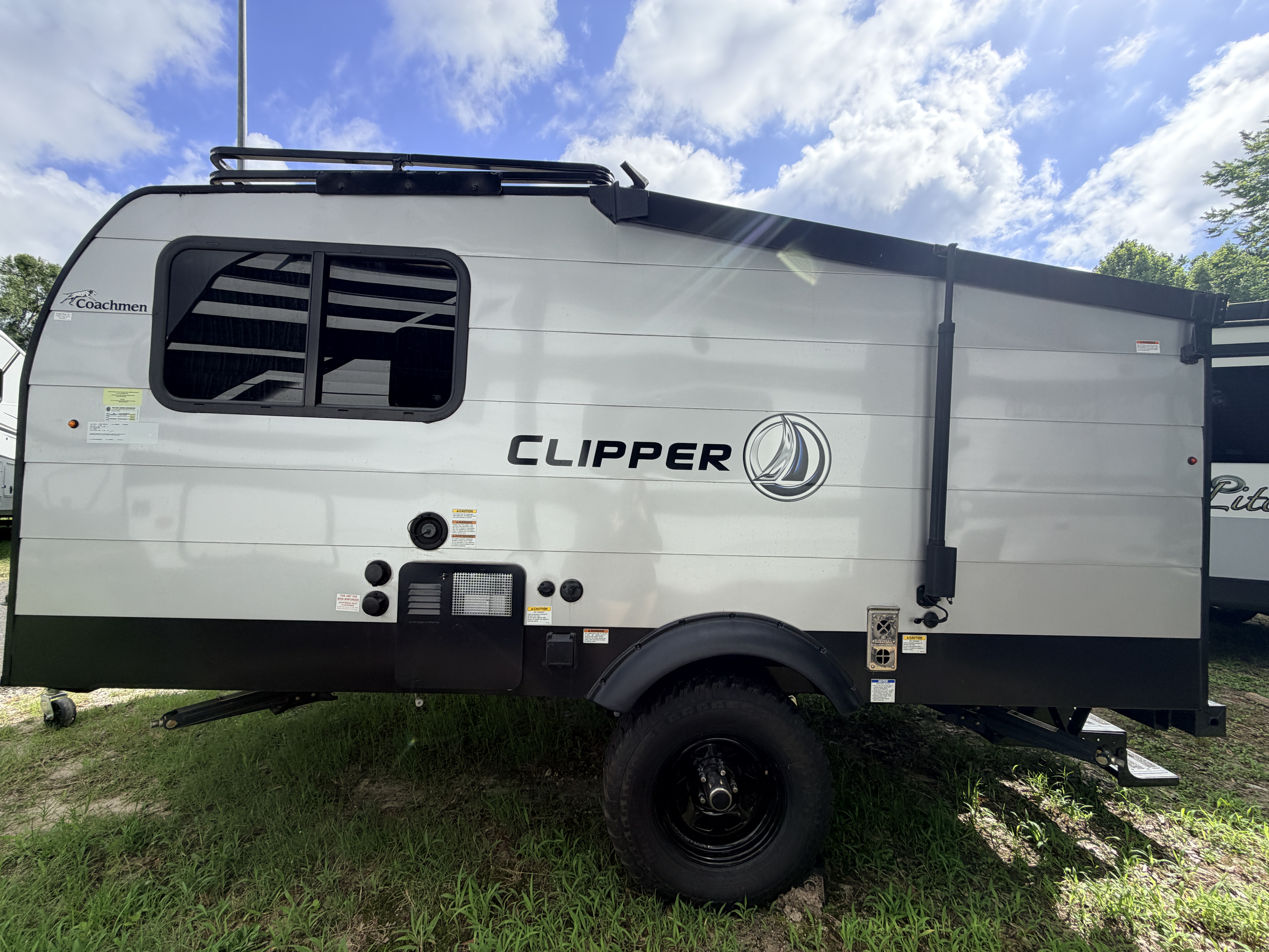 2023 Coachmen Clipper Express 12.0TD PRO - Image 5