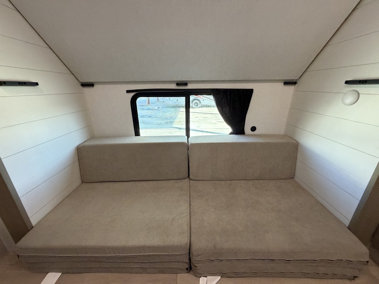 2027 JAYCO JAY FLIGHT 321BDS - Image 30
