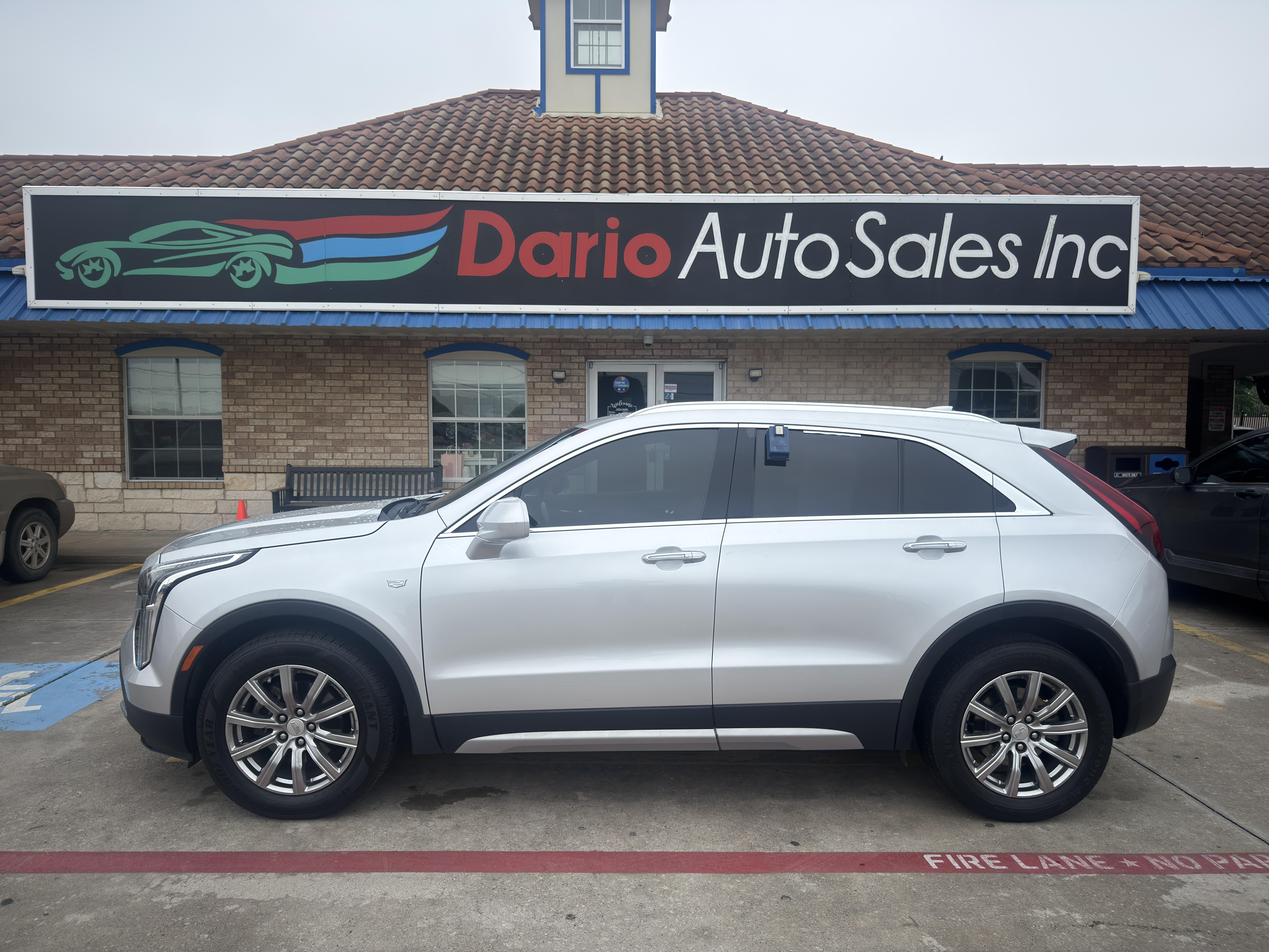 2019 Cadillac XT4 62732 - Image 2