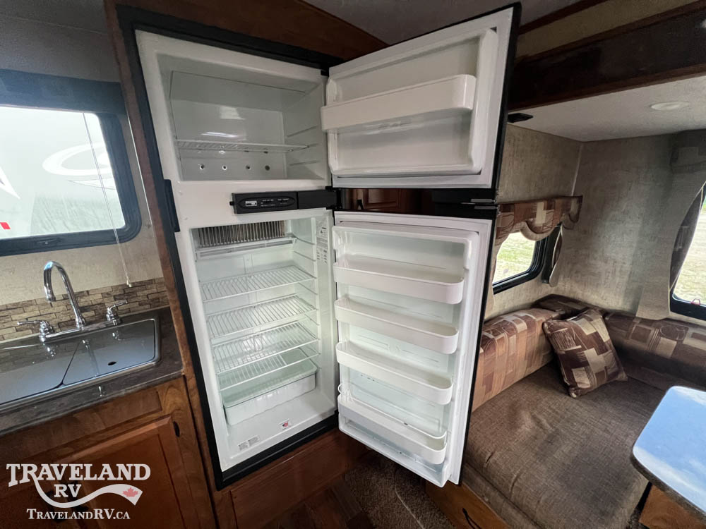 2015 OUTDOORS RV TIMBER RIDGE 280RKS - Image 11