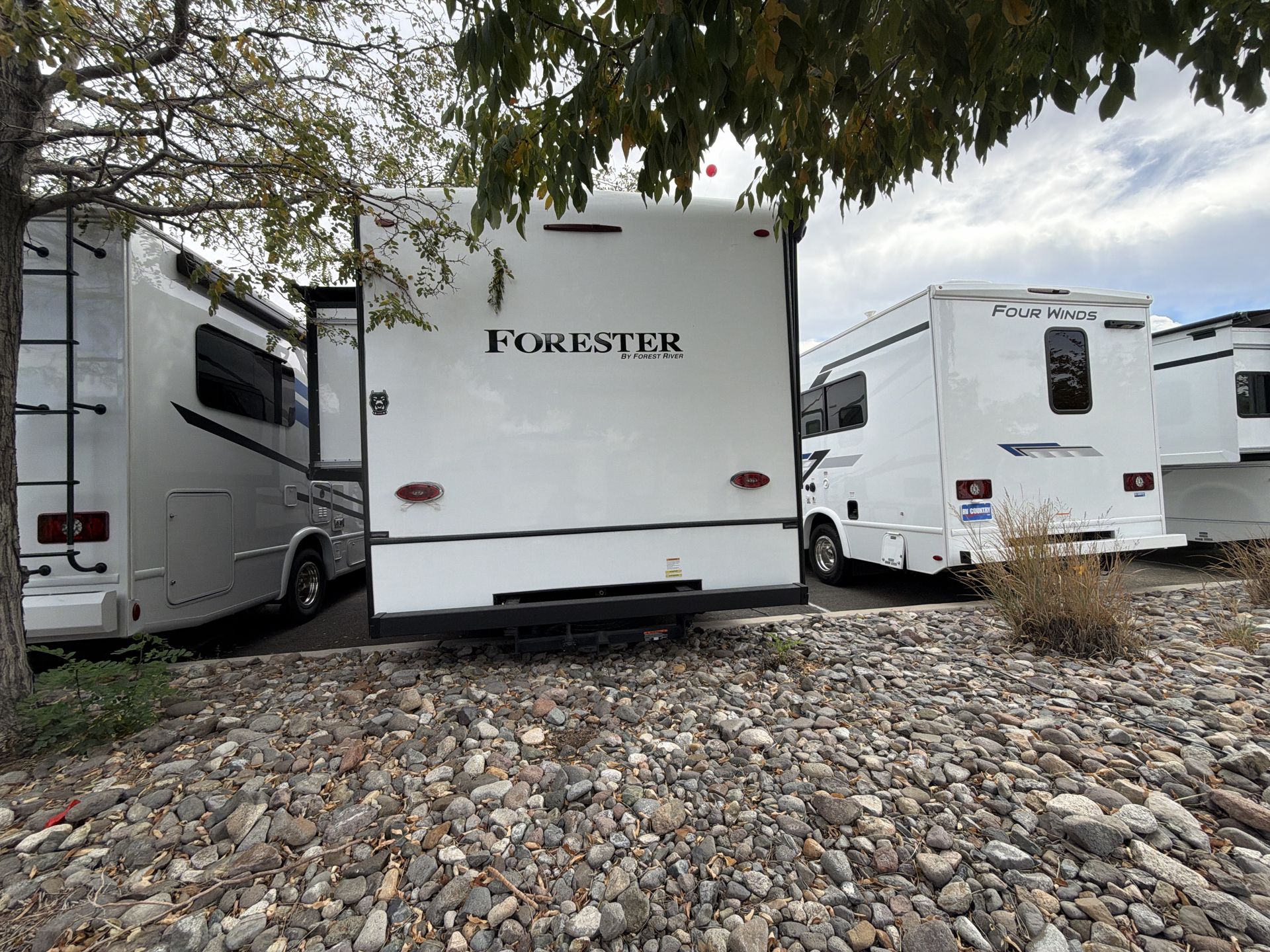 2022 Forest River Forester 2441DS - Image 6
