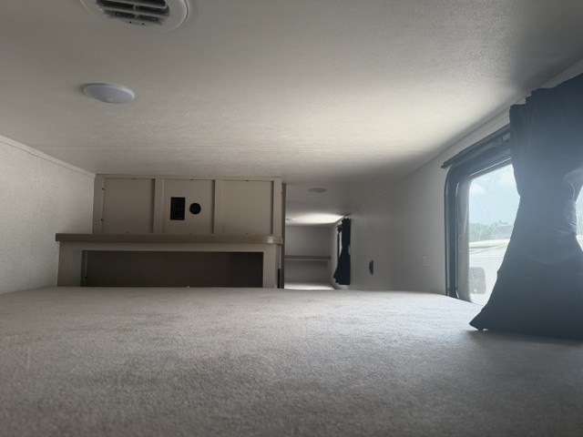 2027 JAYCO JAY FLIGHT BUNGALOW 404LOFT - Image 19