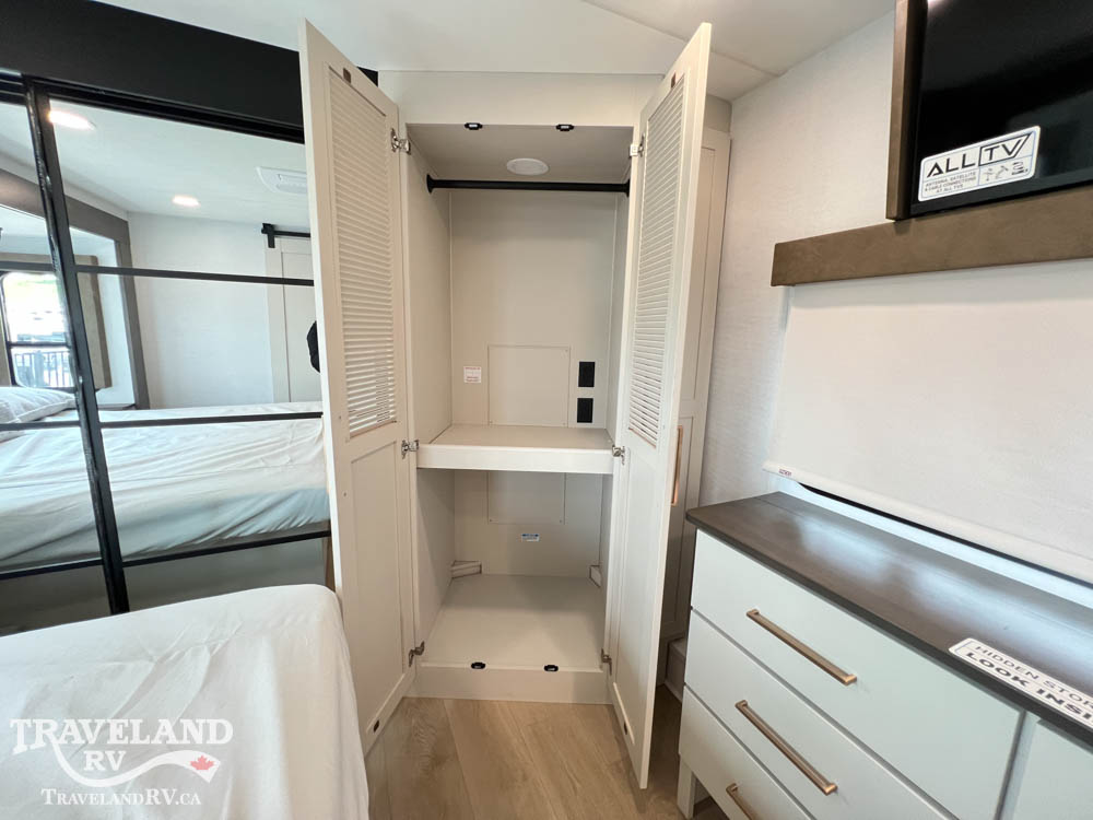 2027 Alliance RV Paradigm 310RL - Image 37