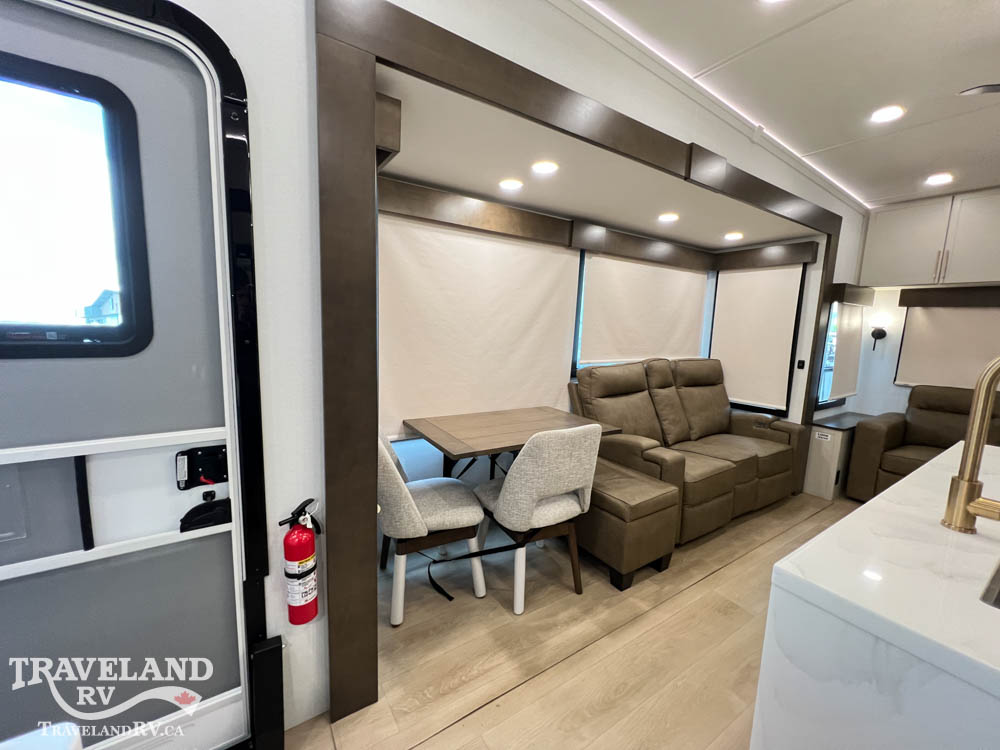 2027 Alliance RV Paradigm 310RL - Image 11