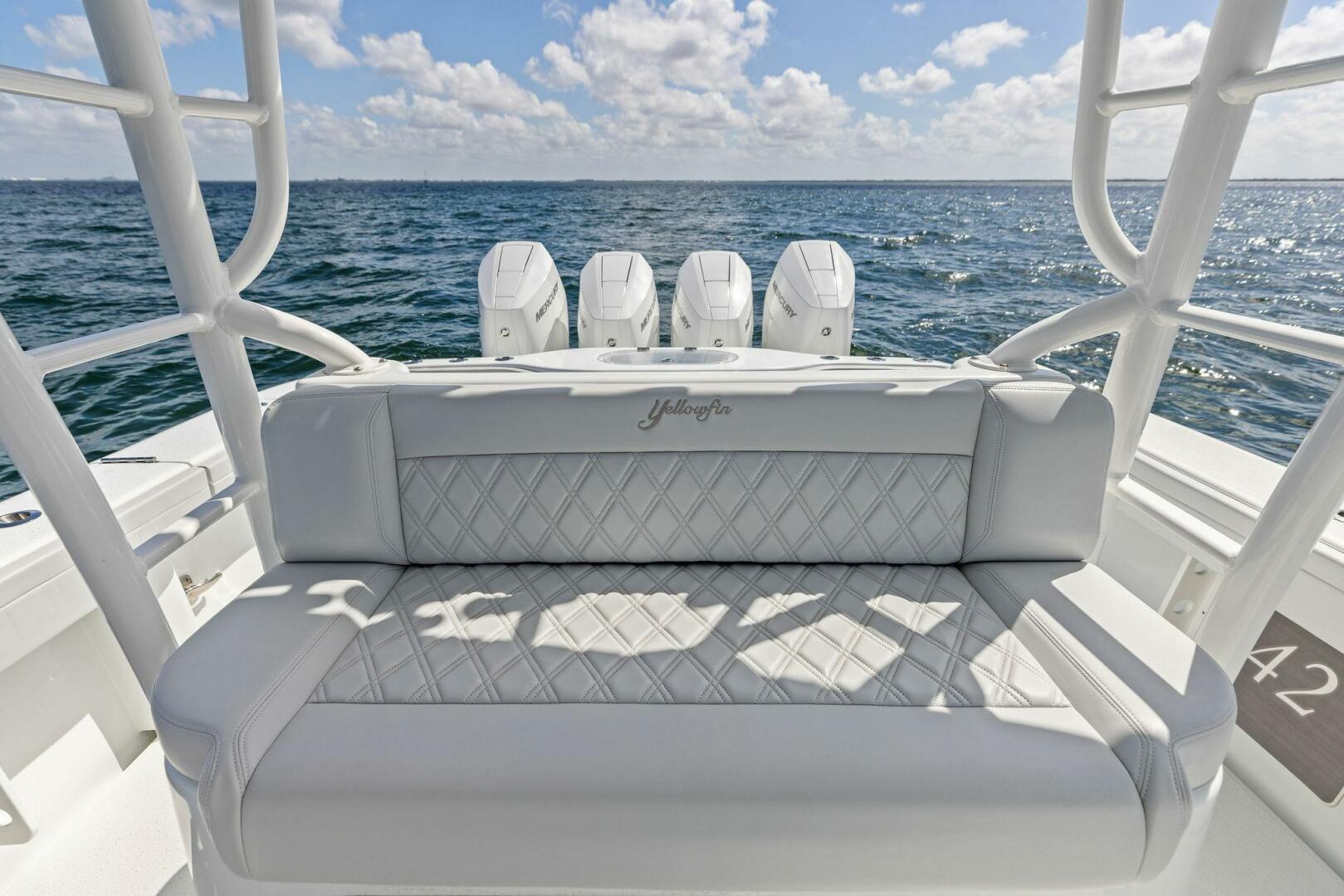 2024 Yellowfin 42 Offshore - Image 7