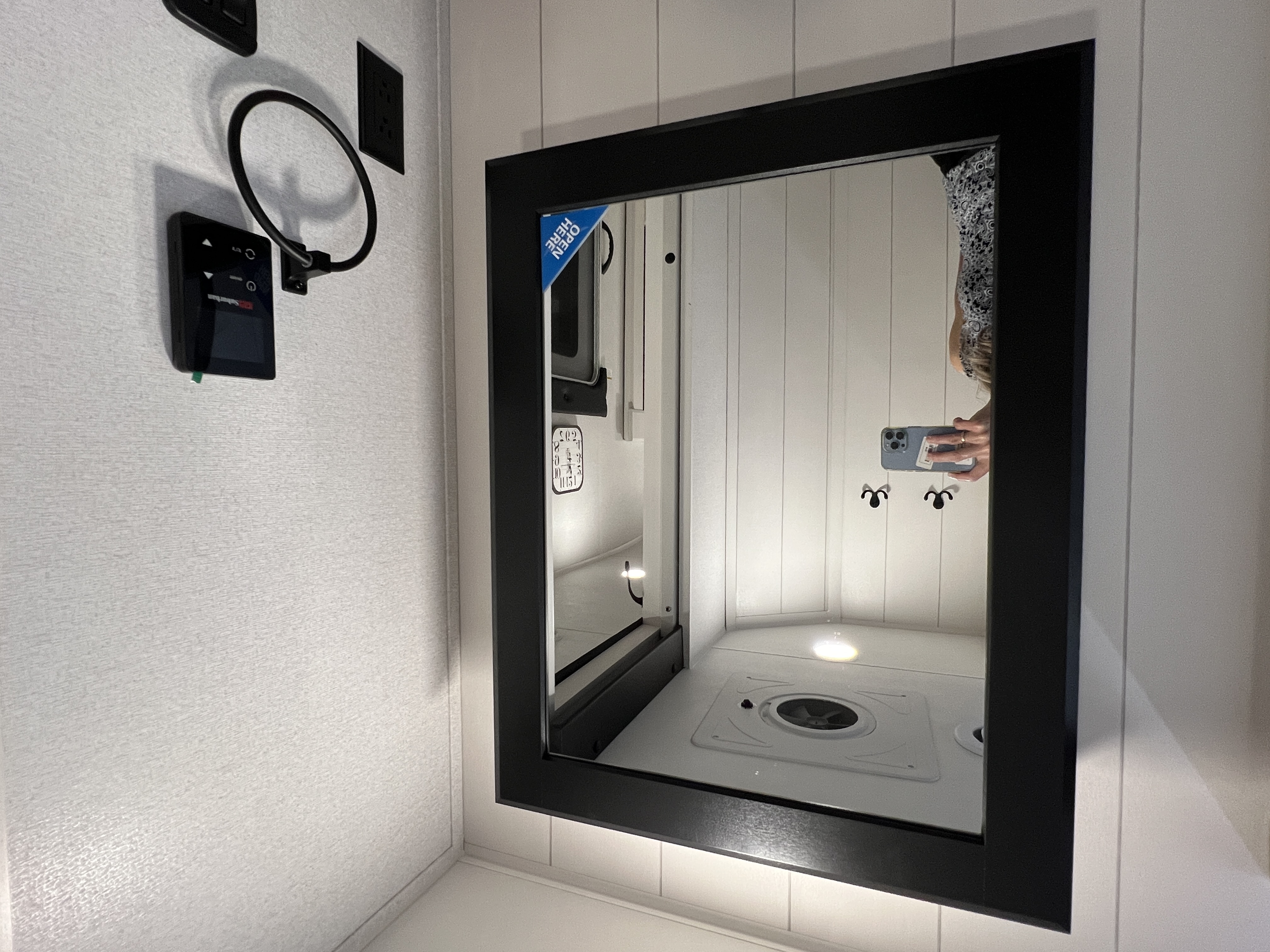 2027 Jayco Eagle 321RSTS - Image 30