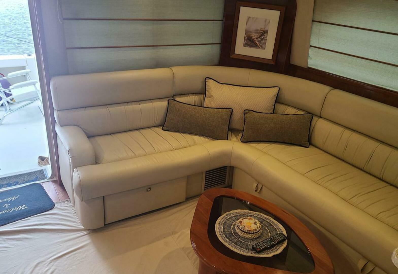 2009 Riviera 47 Enclosed Flybridge Series II - Image 40
