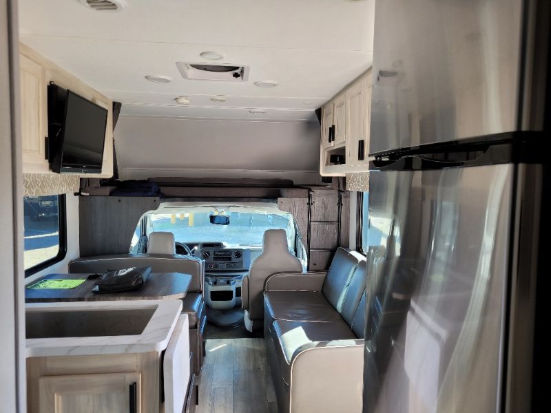 2024 Forest River Sunseeker LE 2950LE - Image 23