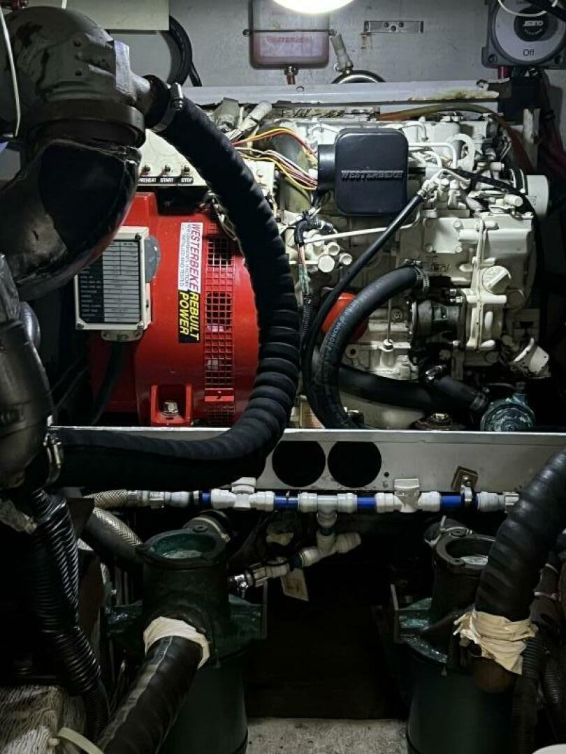 2002 Sabre Sabreline 36 Sedan - Image 21