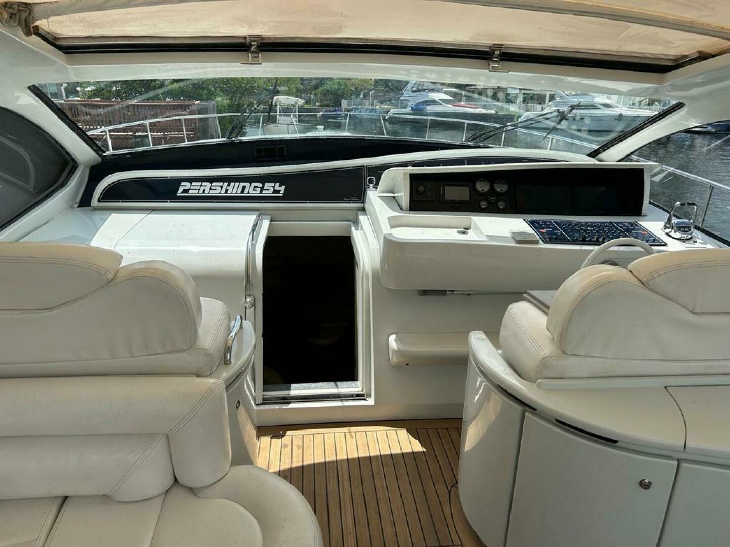1999 Pershing 54 - Image 5