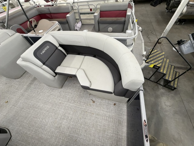 2025 Harris Cruiser 190 CW (225 Package) - Image 5