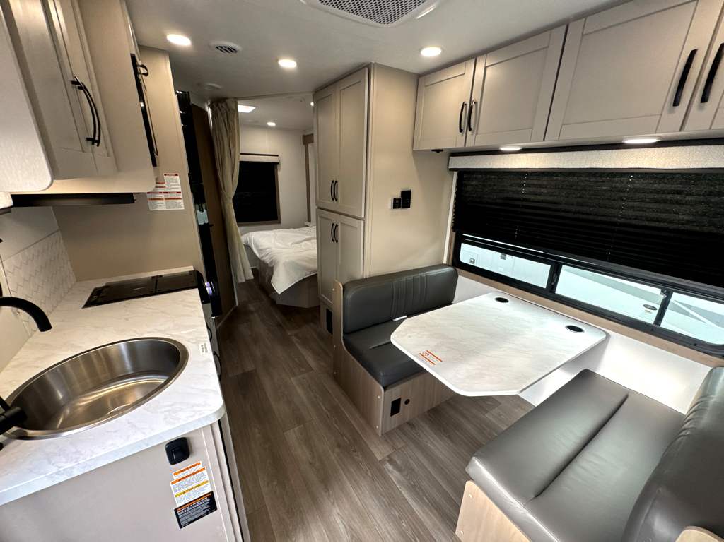 2027 ENTEGRA COACH ODYSSEY SE 22C - Image 11