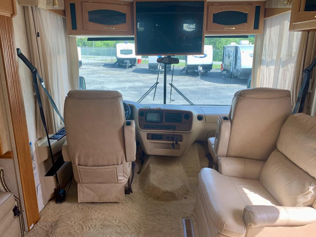 2005 MOUNTAIN AIRE 3778-WORKHORSE - Image 14