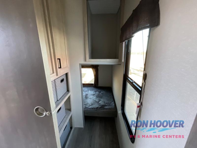 2026 COACHMEN 333DORM - Image 27
