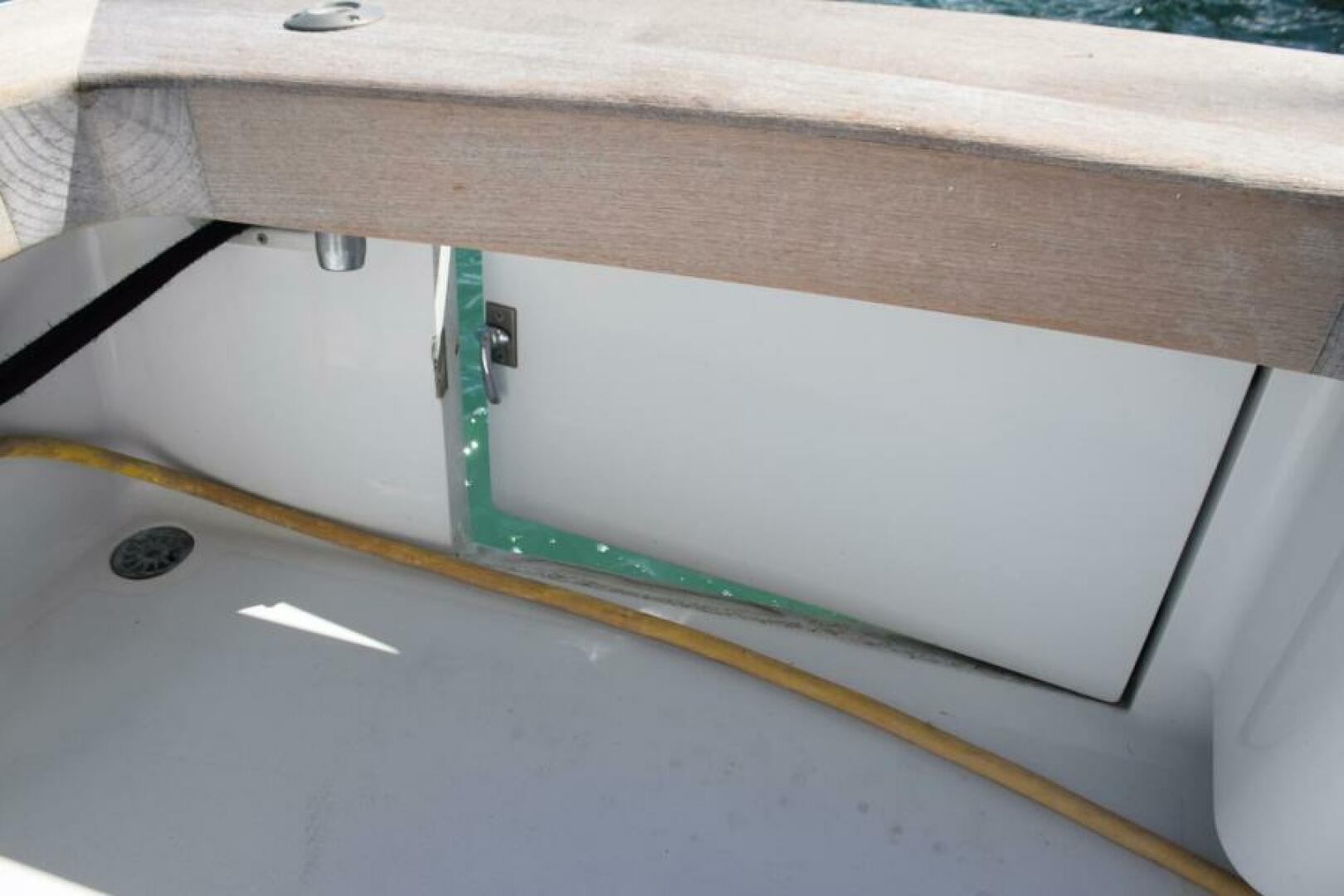1990 Sunny Briggs Flybridge Sportfish - Image 29