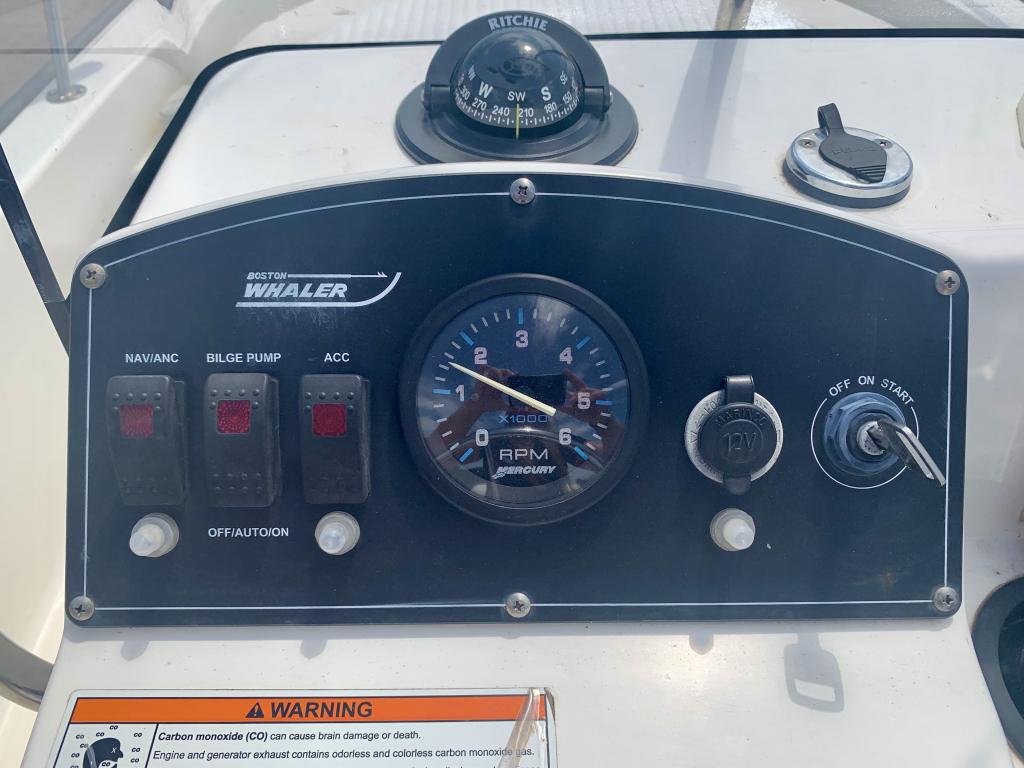 2006 BOSTON WHALER 2006 150 MONTAUK - Image 15