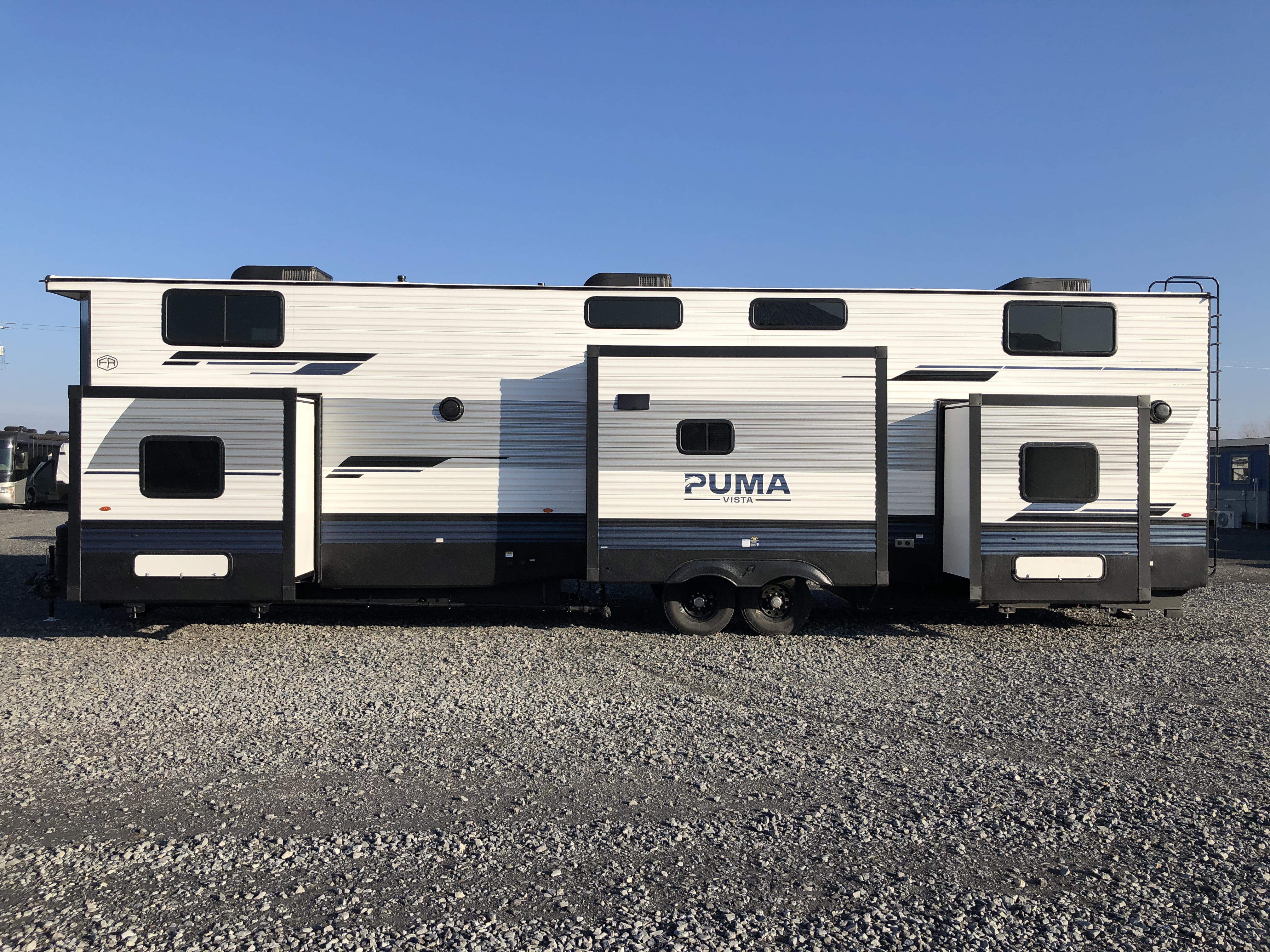 2026 Forest River Puma Vista 421LFT - Image 4
