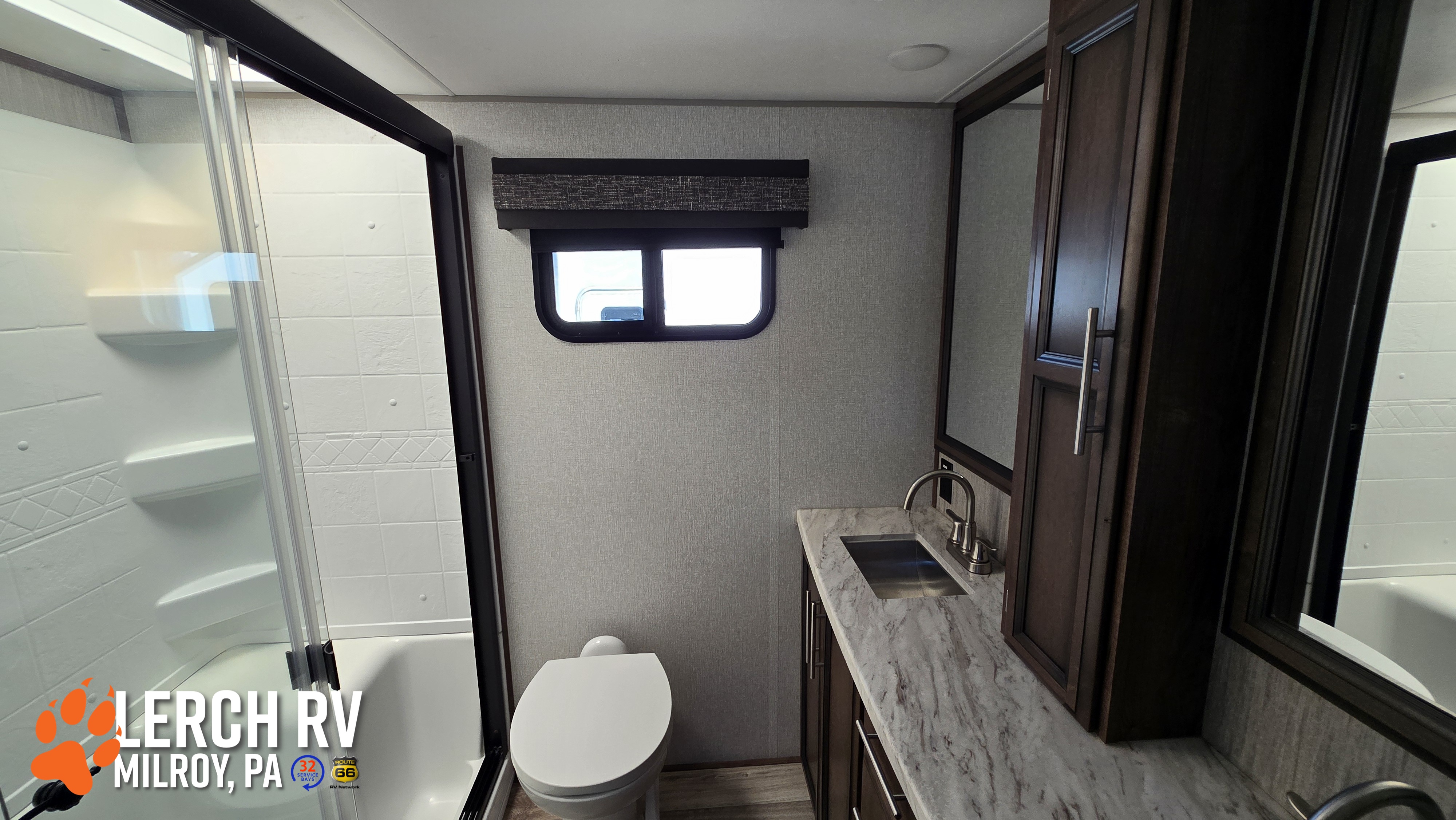2021 KZ RV Durango D326RLT - Image 31