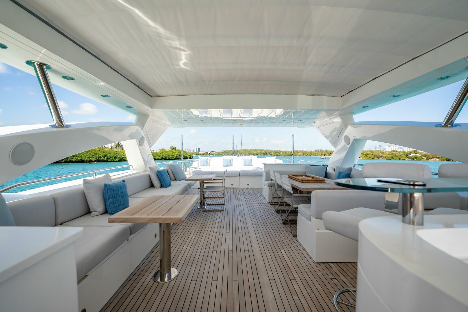 2011 Sunseeker 34 Metre Yacht - Image 21