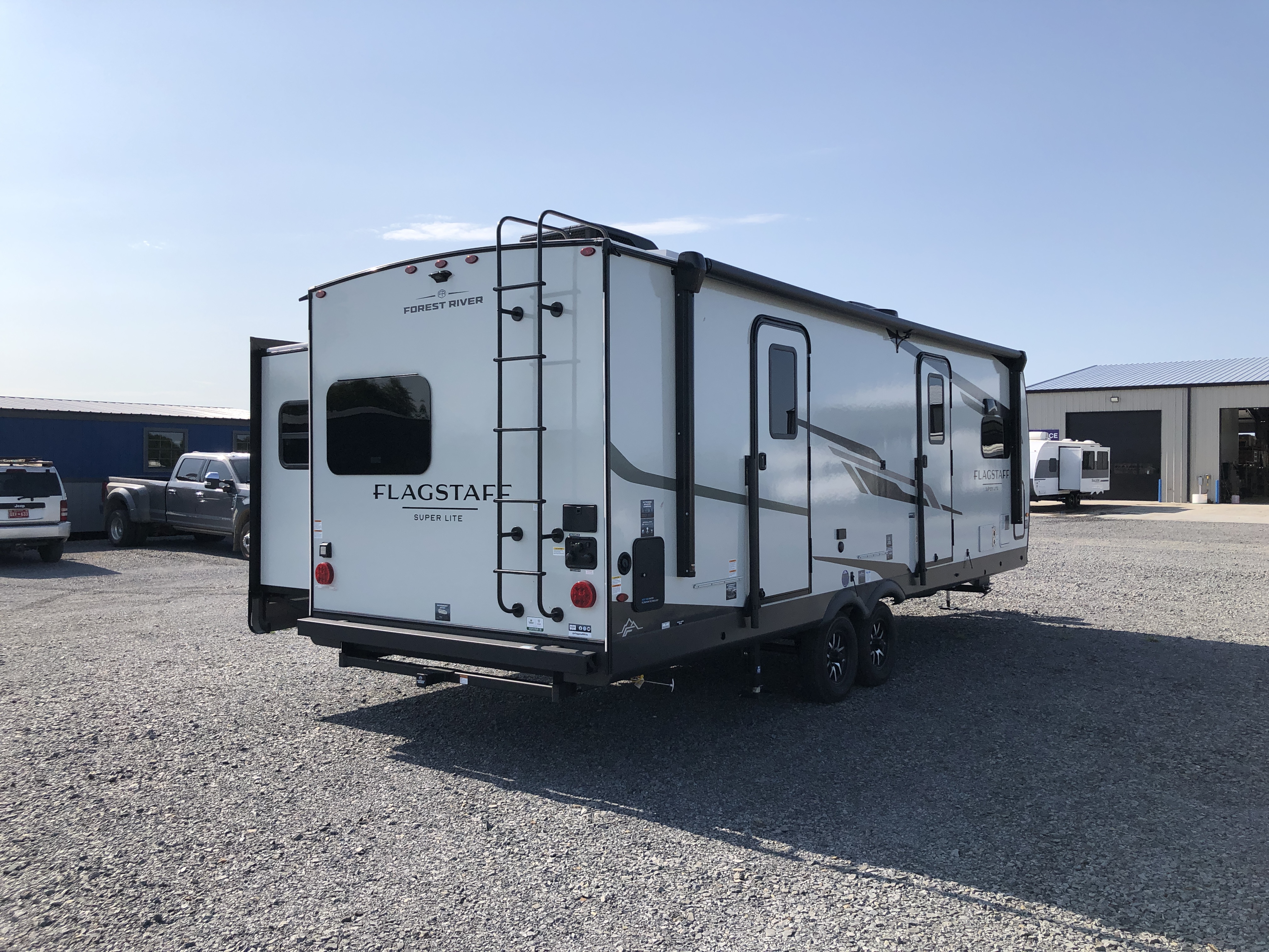 2027 Forest River Flagstaff Super Lite 26FKBS - Image 7