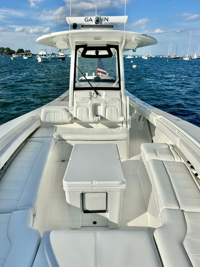 2021 Regulator 34SS - Image 22
