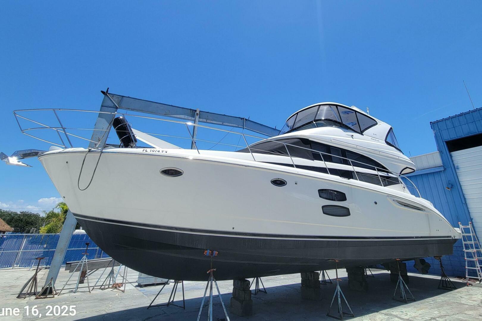 2011 Meridian 441 Sedan - Image 28