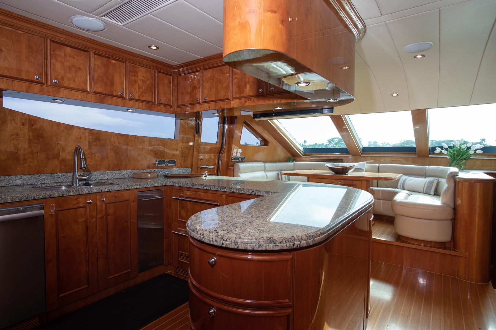 2007 Horizon Elegance 82 - Image 9