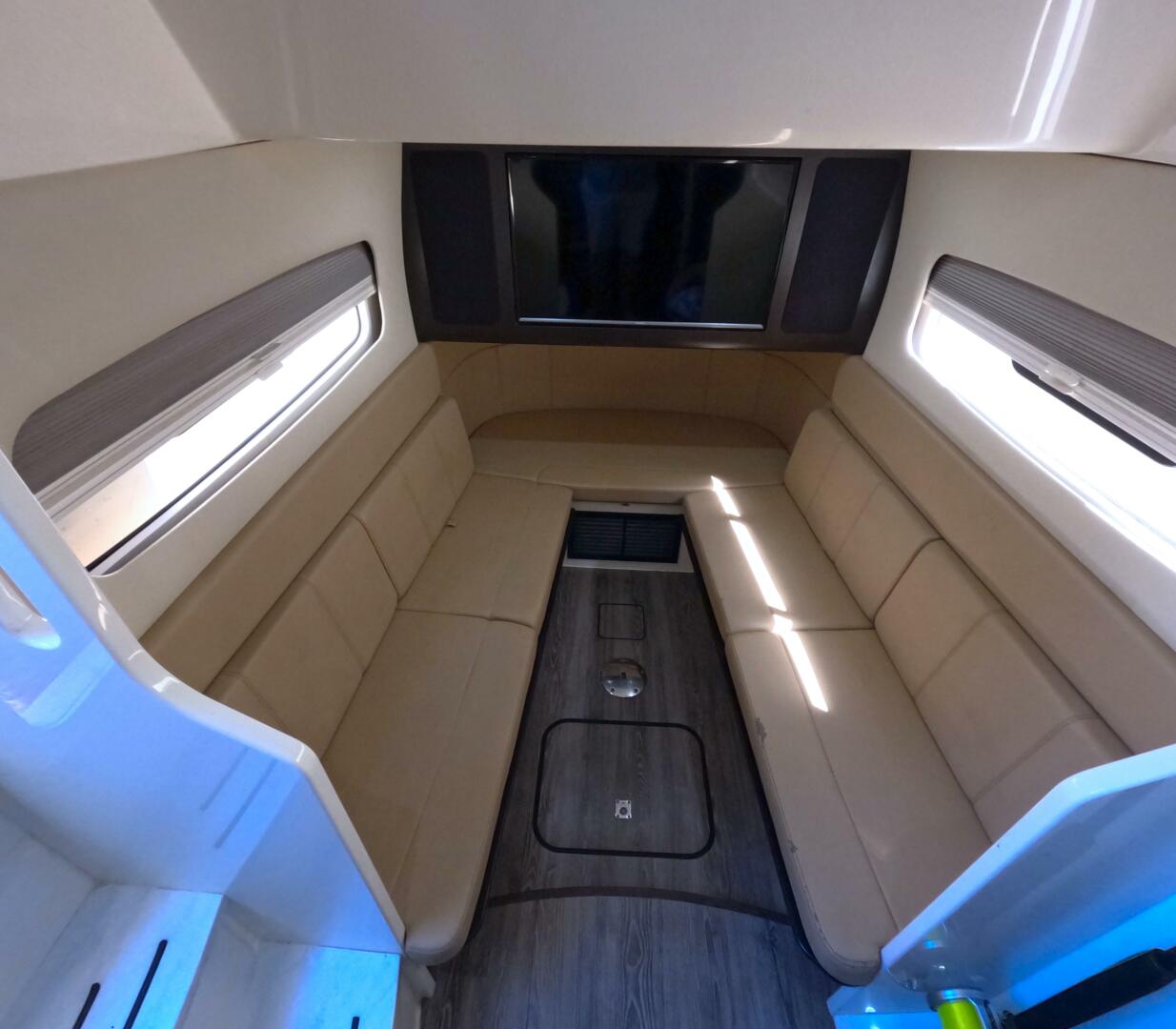 2018 Scout 380 LXF - Image 24