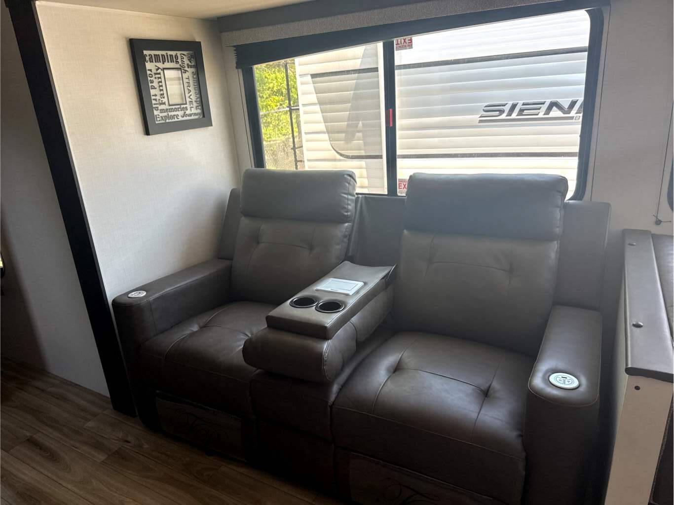 2027 VENTURE RV SIENNA 311VDB - Image 20
