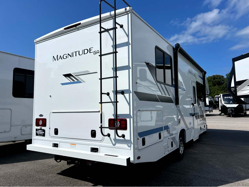 2027 THOR MOTOR COACH MAGNITUDE GA28 - Image 4