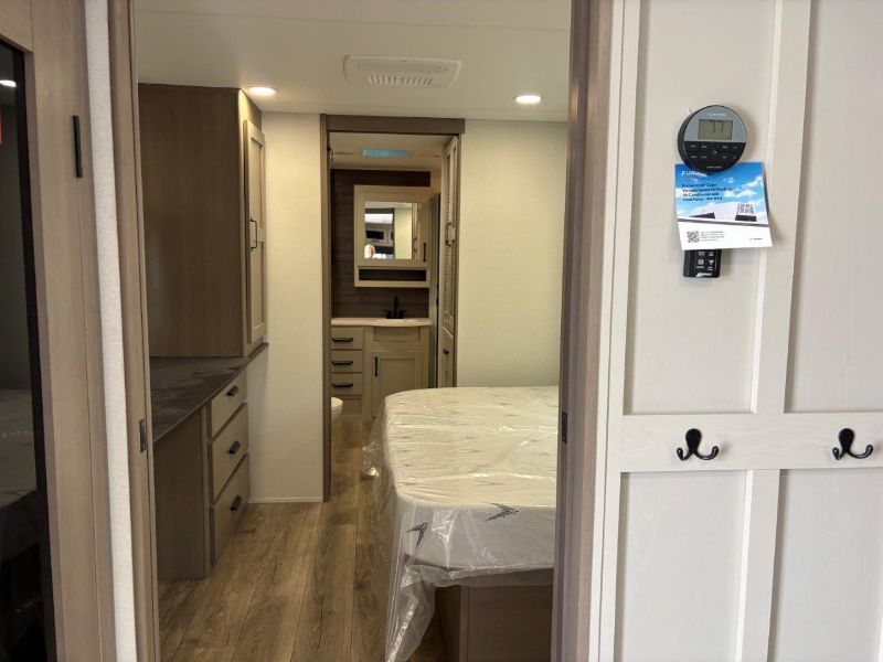 2026 Grand Design Reflection Travel Trailer 322FKTS - Image 13