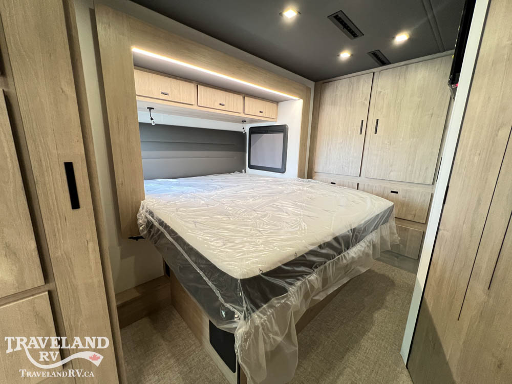 2027 Grand Design Lineage Series F 31ZW - Image 33