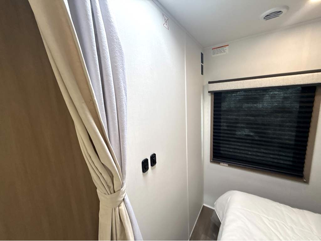 2027 ENTEGRA COACH ODYSSEY SE 22C - Image 27