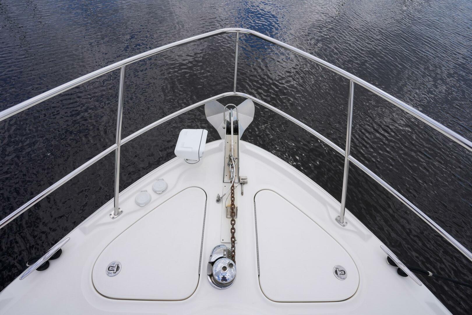 2010 Sea Ray 500 Sundancer - Image 29
