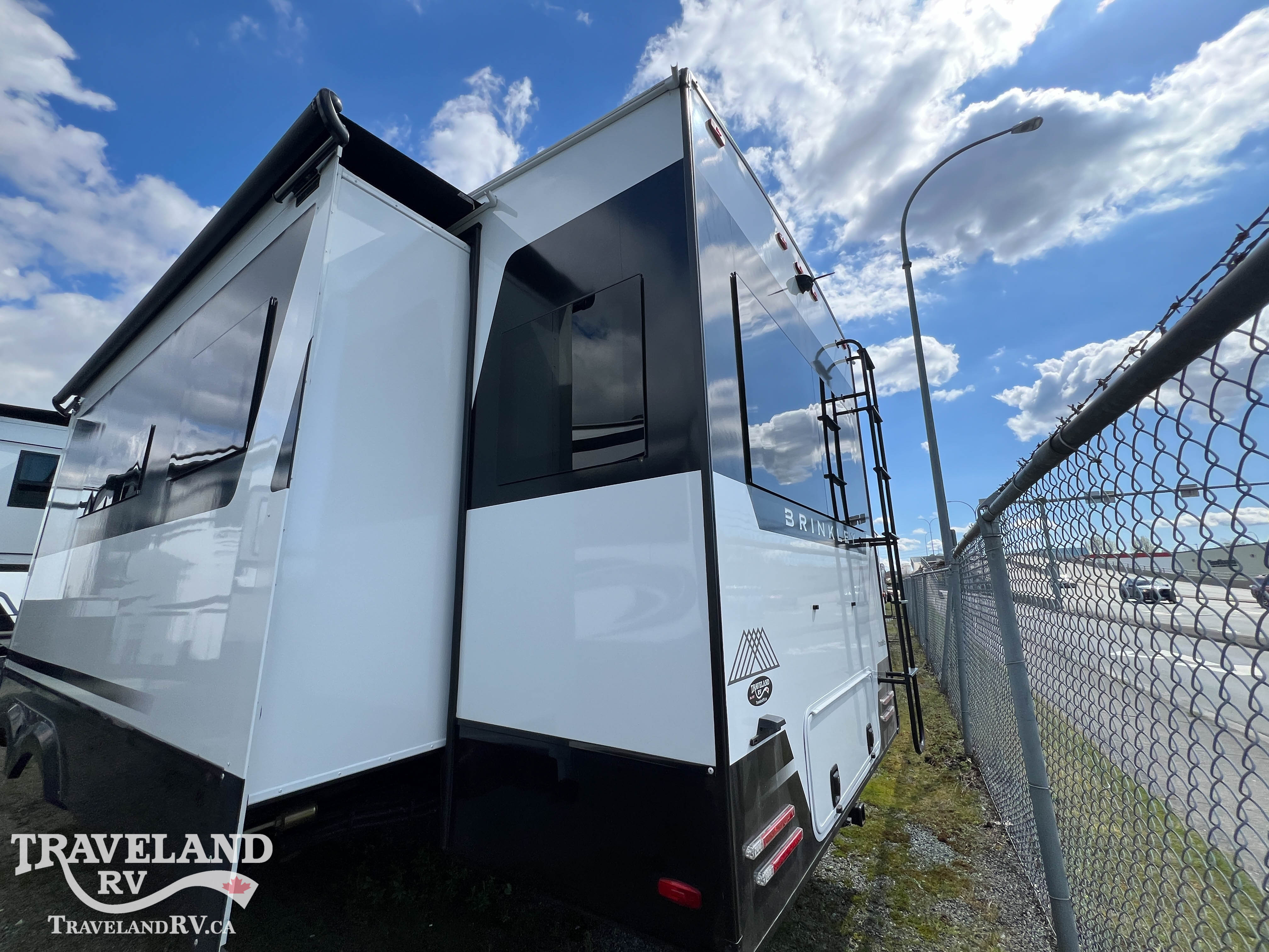 2024 Brinkley RV Model Z 3100 - Image 4