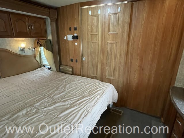2009 COACHMEN SPORTSCOACH LEGEND 40QIK - Image 36