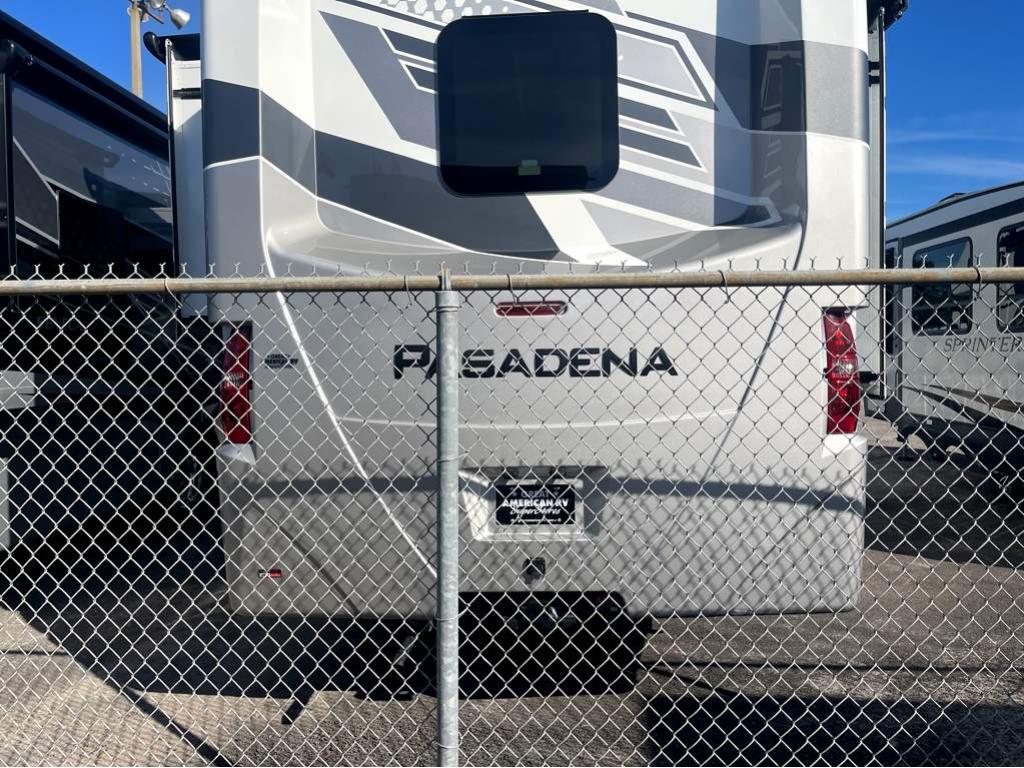 2026 THOR MOTOR COACH PASADENA 38DX - Image 5